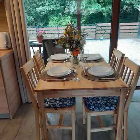 Caloroczny Domek Pod Lasem Z Jacuzzi. Casa de Férias Małdyty